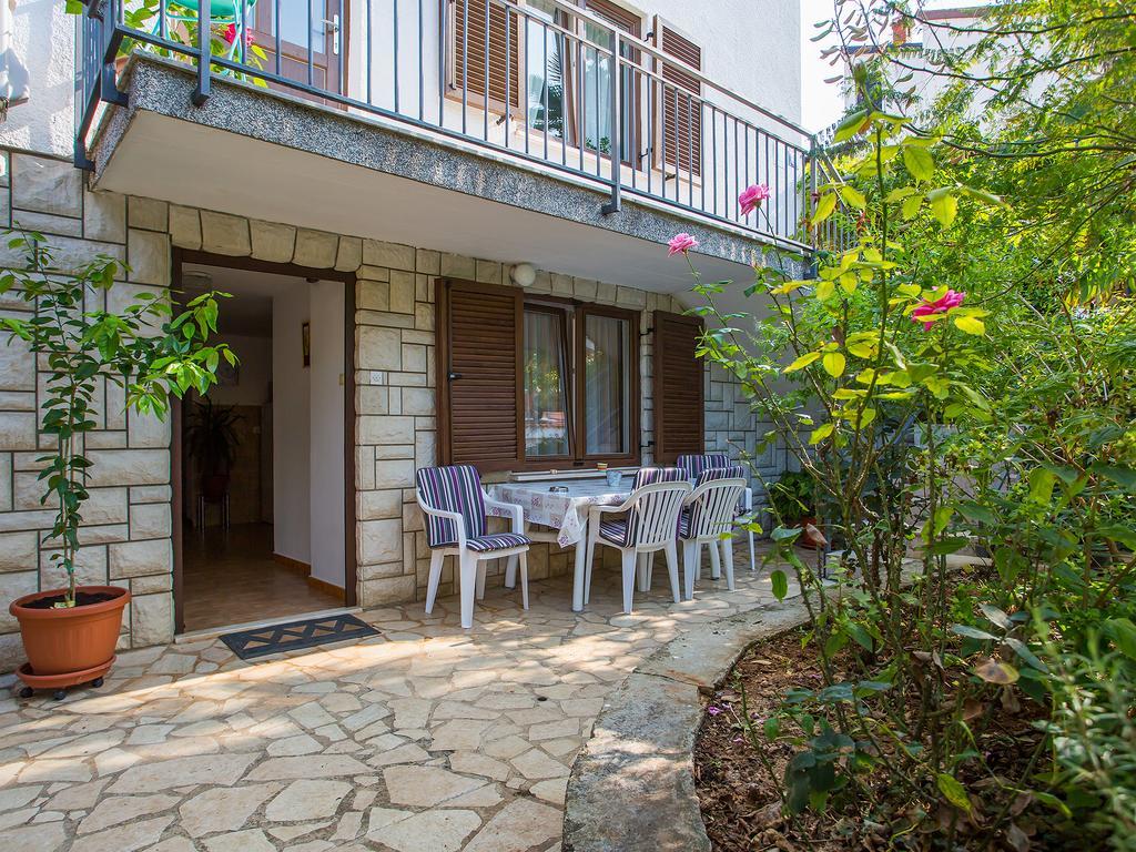 Apartment Luce Пореч Екстер'єр фото
